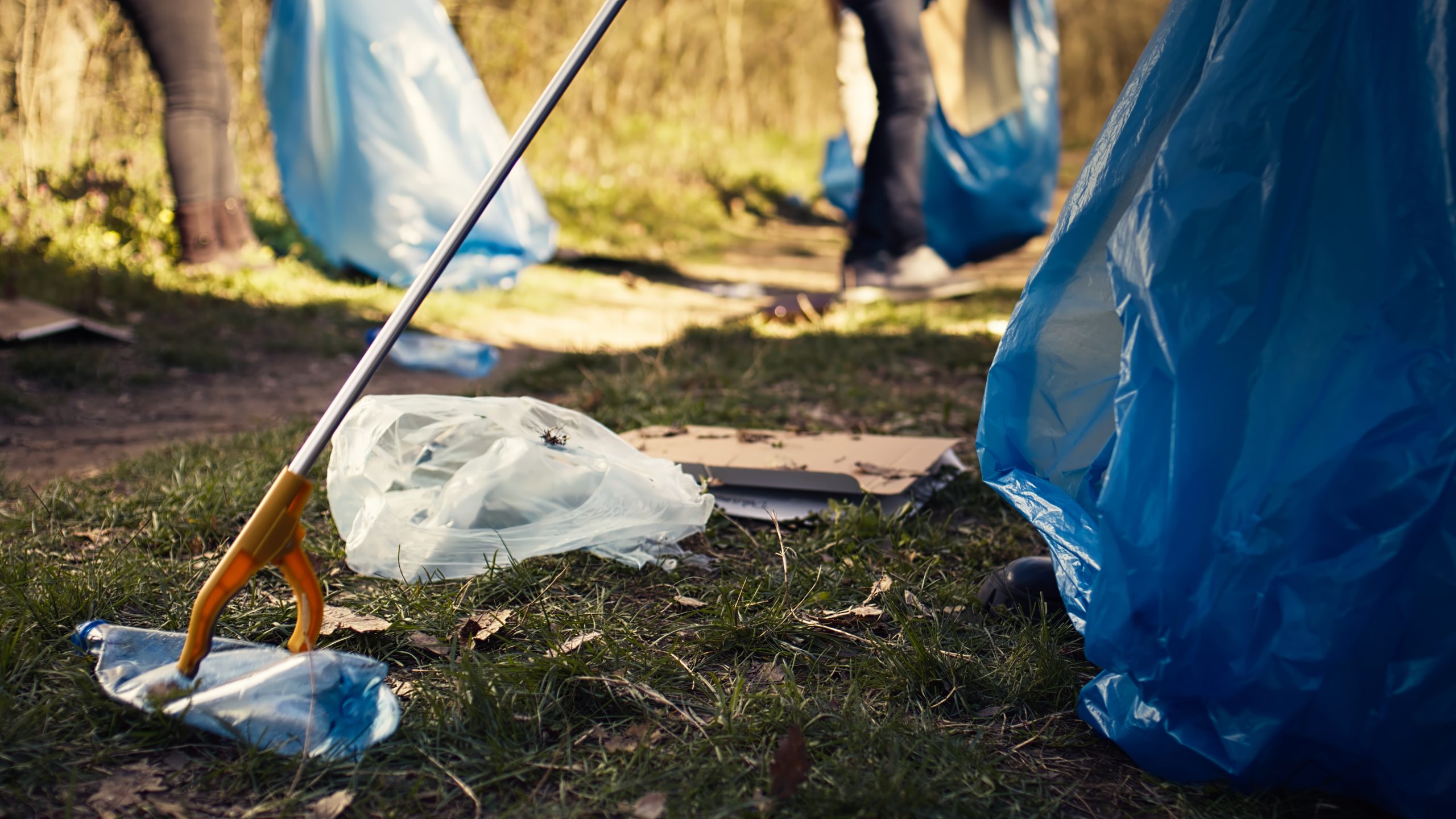 Pince pour ramasser les déchets
